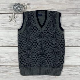   Szürke-mélykék rombuszmintás belebújós kisfiú kötött mellény