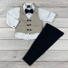   Bézs mellényes kisfiú elegáns együttes, inggel és mélykék nadrággal