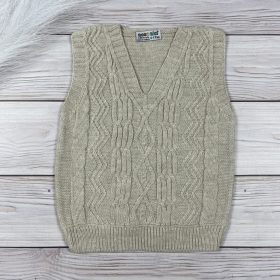 Bézs színű kötött kisfiú mellény