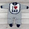 Csíkos baba rugdalózó előkével – „I love Dad” mintával