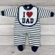 Csíkos baba rugdalózó előkével – „I love Dad” mintával