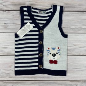 Cuki állatfigurás kisfiú kötött mellény