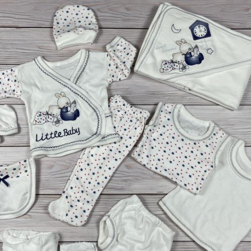 11 részes nyuszis-macis mintájú, piros és sötétkék csillagos kisfiú baby szett, babapléddel