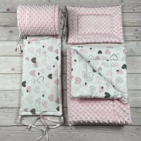  Rózsaszín szívecskés minky kétoldalú 3 részes baba ágynemű szett 