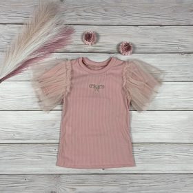   Rózsaszín tüllös ujjú kislány felső, masnis kitűzővel