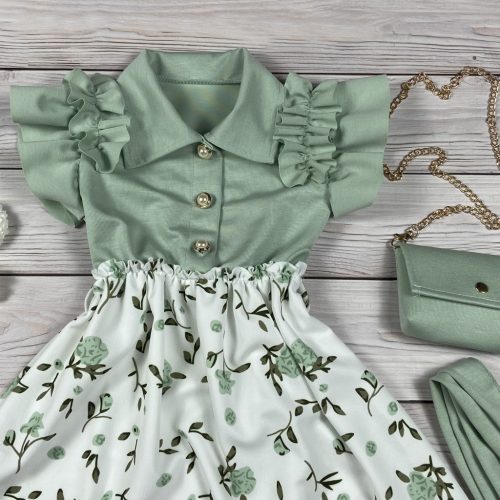 Zöld virágmintás kislány ruha fodros ujjakkal, övvel és táskával