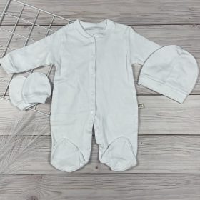   Egyszínű baba rugdalózó szett sapkával és kesztyűvel– fehér