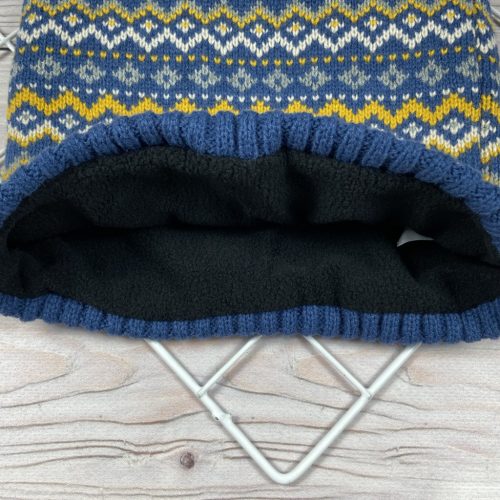 Kék-sárga mintás belül polár csősál